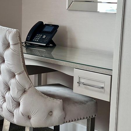 Laichmoray Hotel Елджин Екстериор снимка