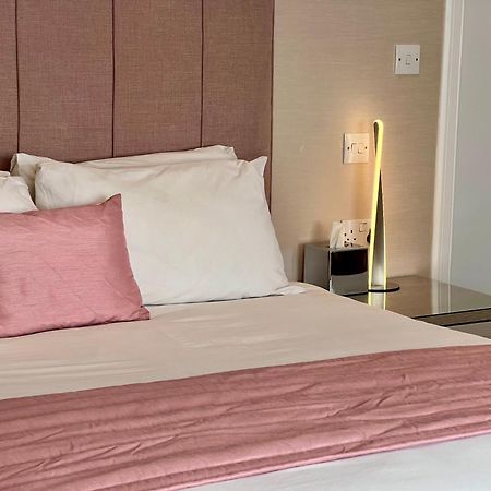 Laichmoray Hotel Елджин Екстериор снимка