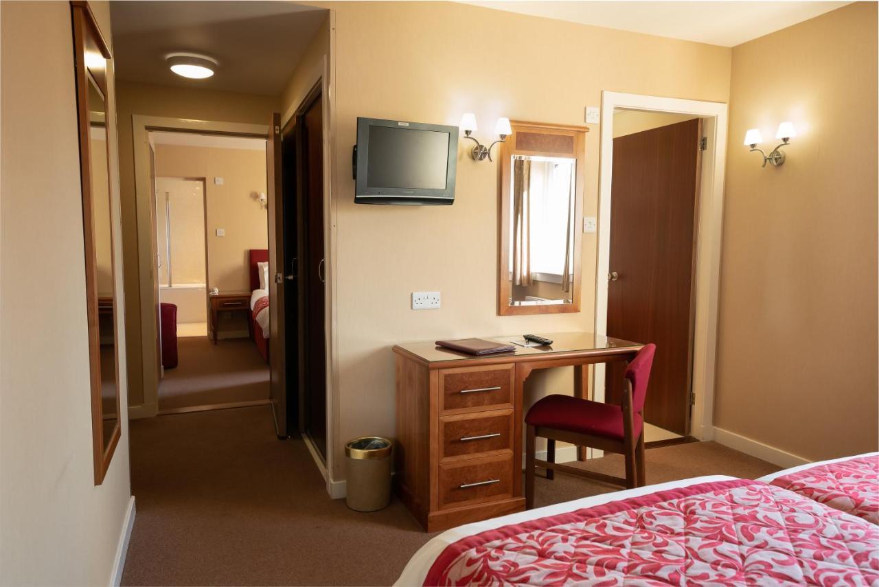 Laichmoray Hotel Елджин Екстериор снимка