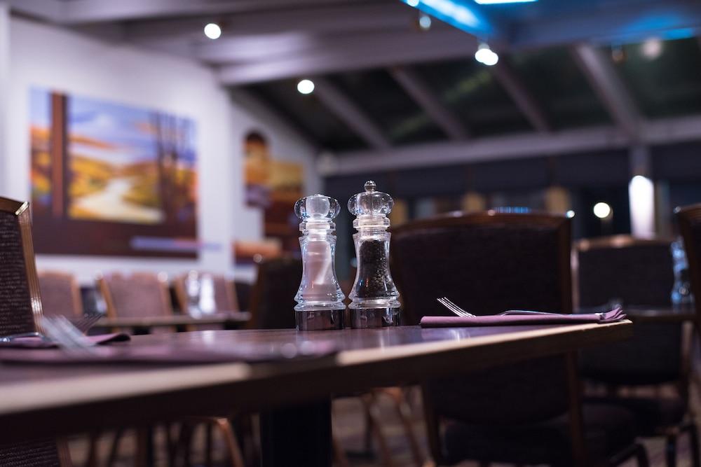 Laichmoray Hotel Елджин Екстериор снимка