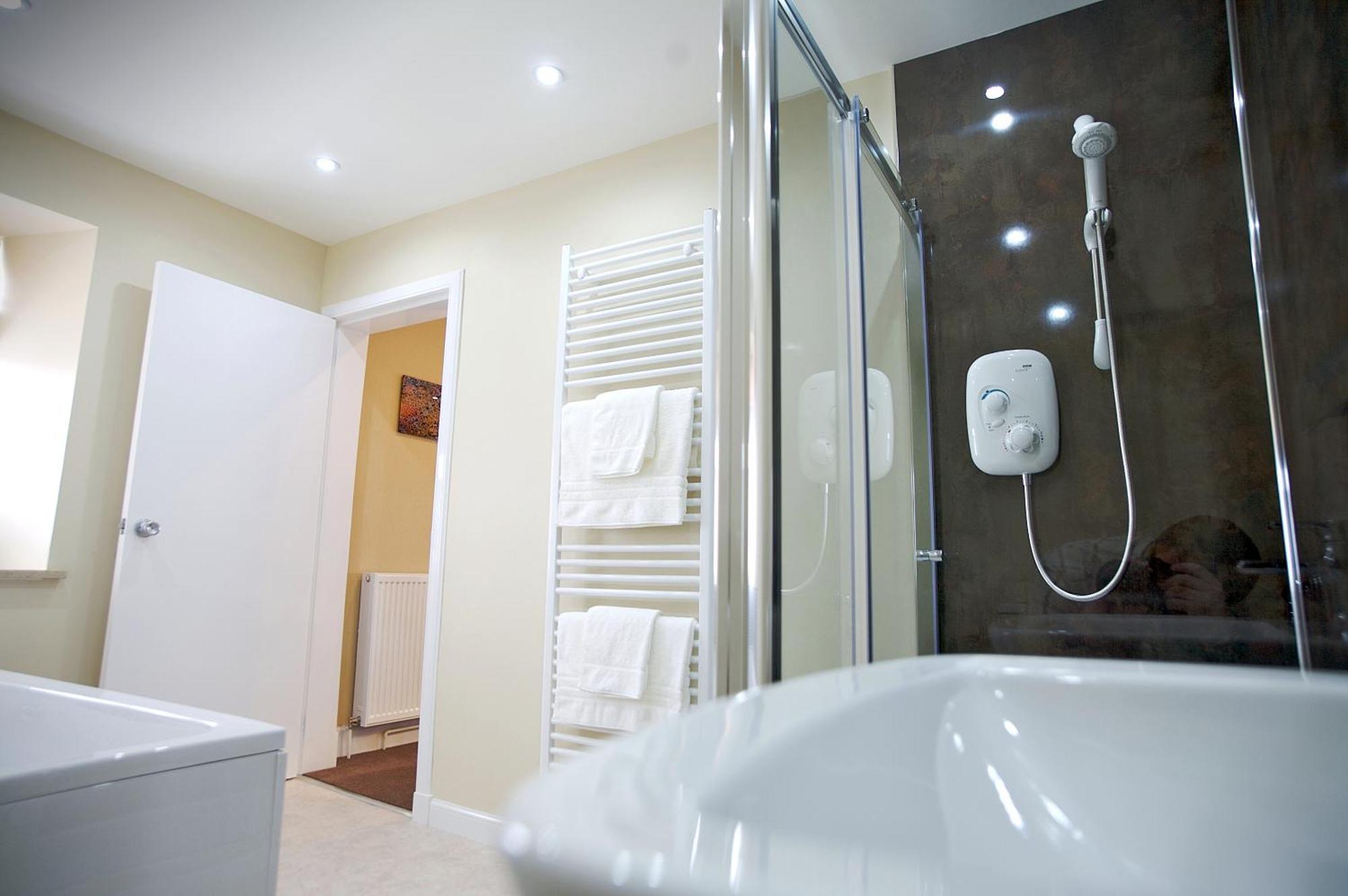 Laichmoray Hotel Елджин Екстериор снимка
